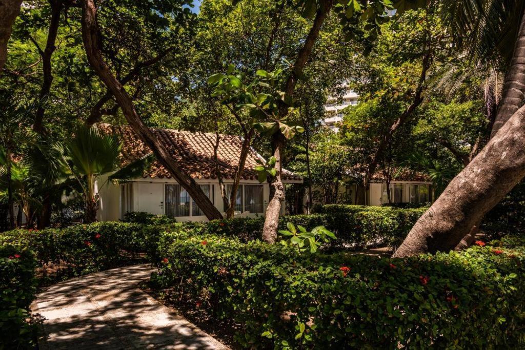 Hotel Irotama Bungalows & Bohios Санта-Марта Экстерьер фото